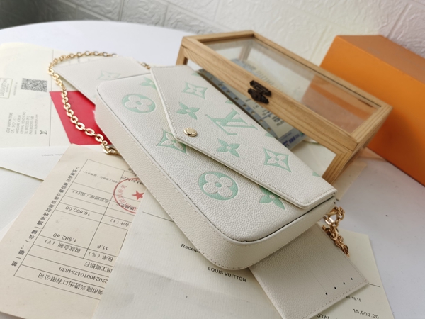 LVコピーウォレット内部構造